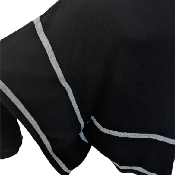 Sweater - Picture 3 of 4